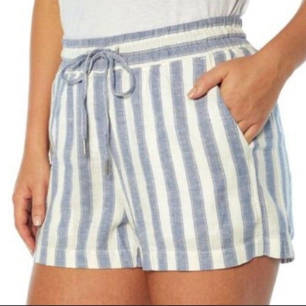GAP High Waist Blue and White Striped Shorts